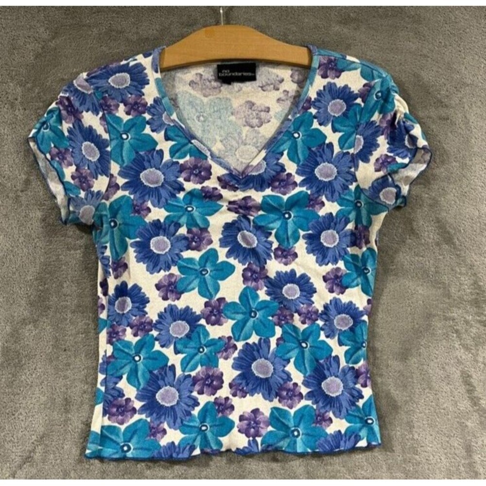 VTG No Boundaries Baby Tee Top Sz L Floral Blue Purple Short Sleeve Womens Y2K